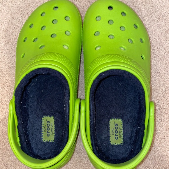 green fuzzy crocs